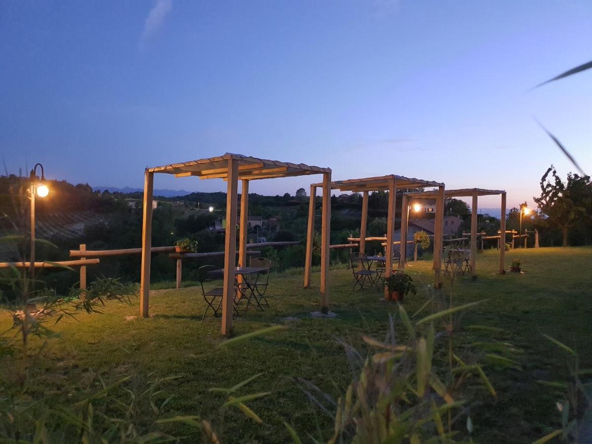 Cascina Brichat Alta Langa Serravalle delle Langhe Exterior foto