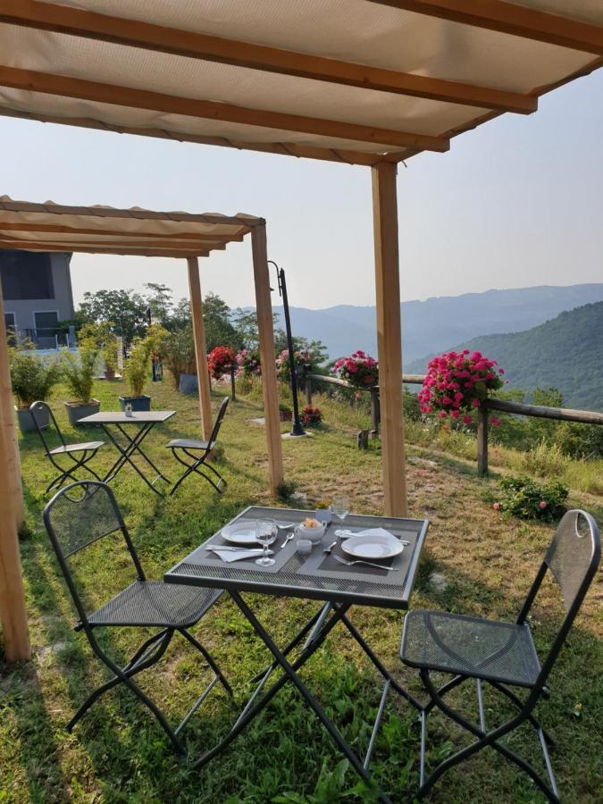 Cascina Brichat Alta Langa Serravalle delle Langhe Exterior foto